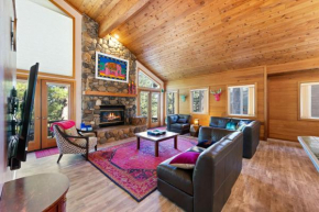 Mosaic Magic at Northstar - Luxury 4BR with Private Hot Tub and Free Ski Shuttle Truckee